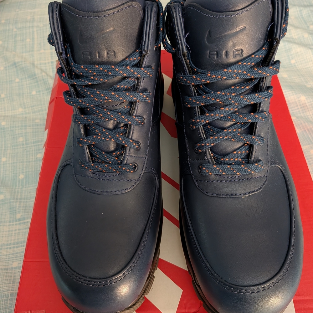 Nike Air Max ACG Goadome Boots. Team Navy, Orange. - Picture 8 of 10
